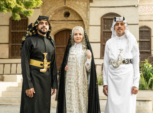 安时达中东物流，拓展中东服装市场时需要注意哪些文化差异？