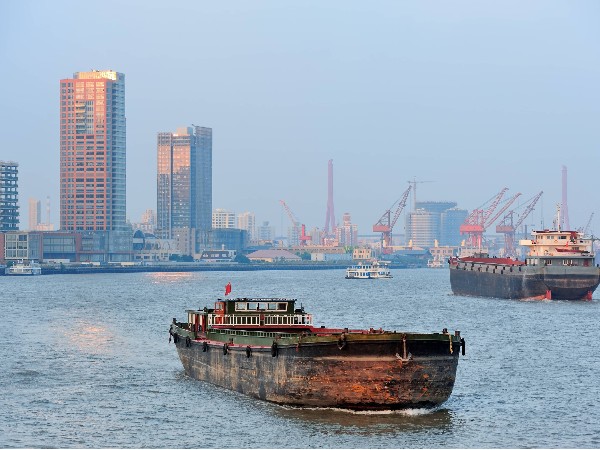 安时达迪拜海运，中国电子产品出口迪拜的优势和劣势有哪些？