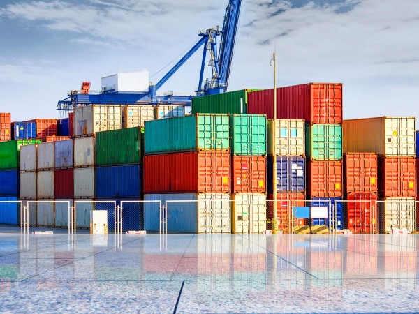 安时达阿联酋门到门，如何避免中东物流货物被海关扣货?